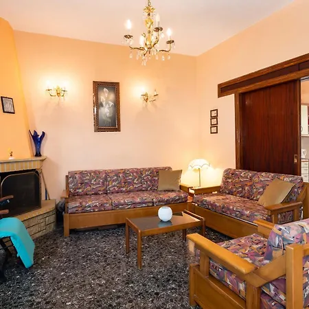 Sunset Retreat With Panoramic Sea Views Holiday home *