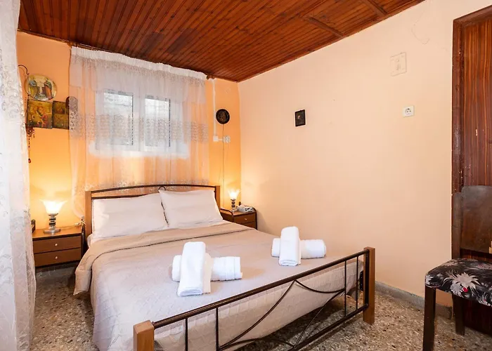 Holiday home Sunset Retreat With Panoramic Sea Views *